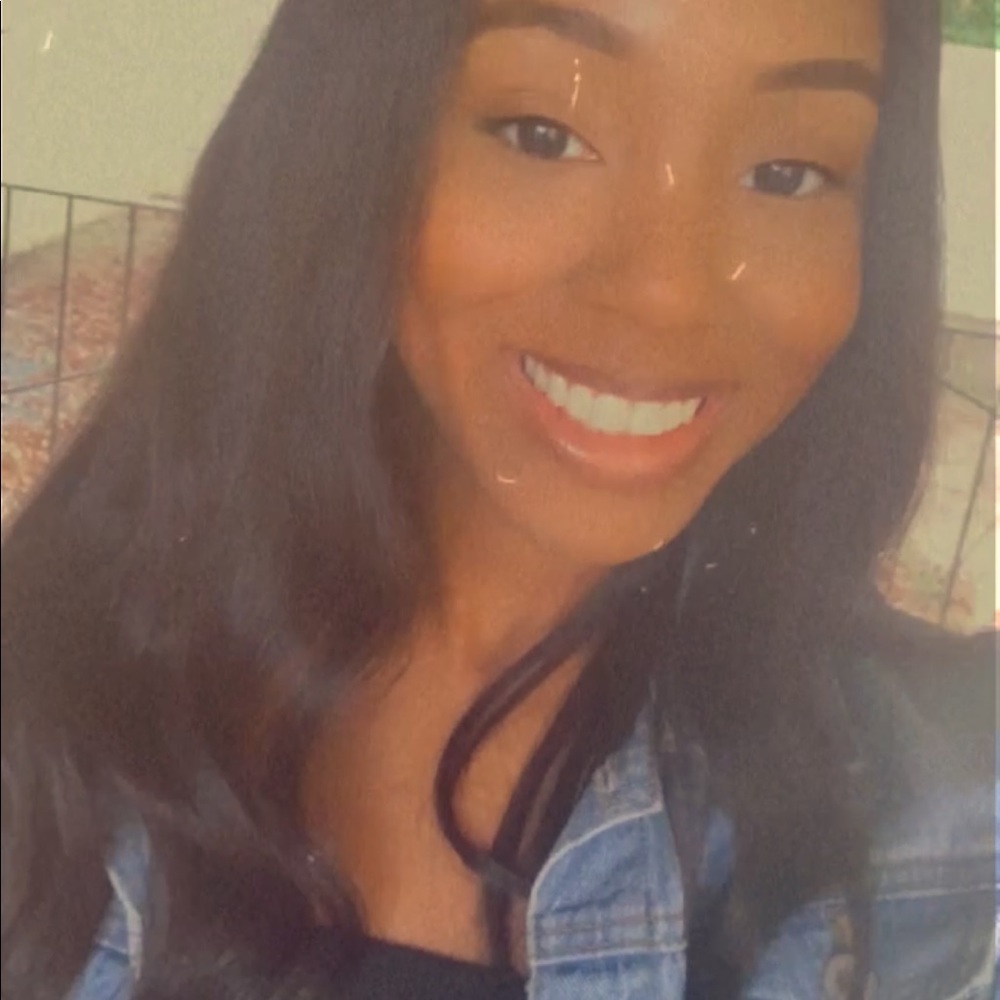 Meet your Posher, Zaria